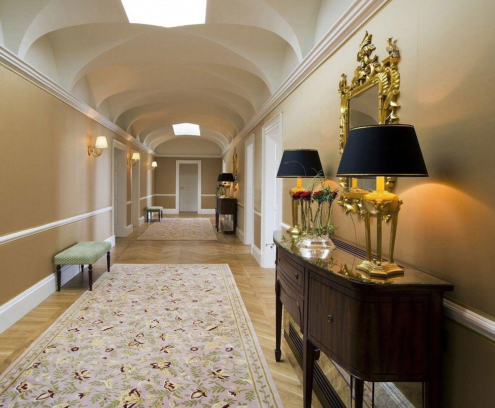 Castlemartyr Resort Hotel Interior foto A hallway
