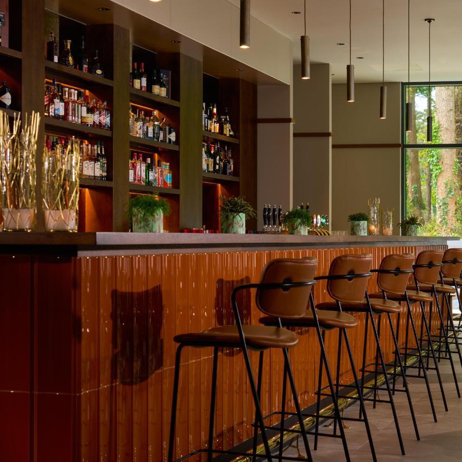 Castlemartyr Resort Hotel Exterior foto The bar at the hotel