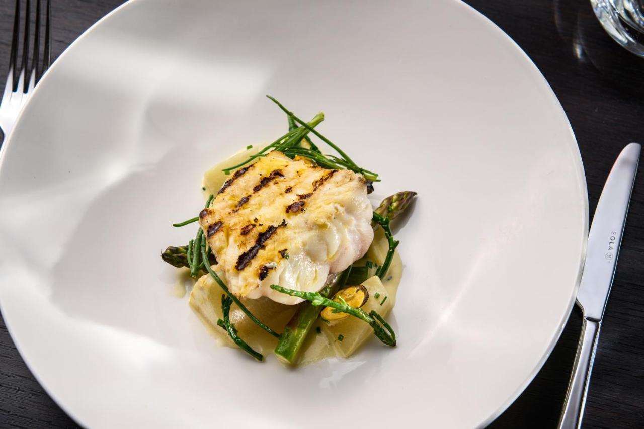 Castlemartyr Resort Hotel Exterior foto A plate of turbot
