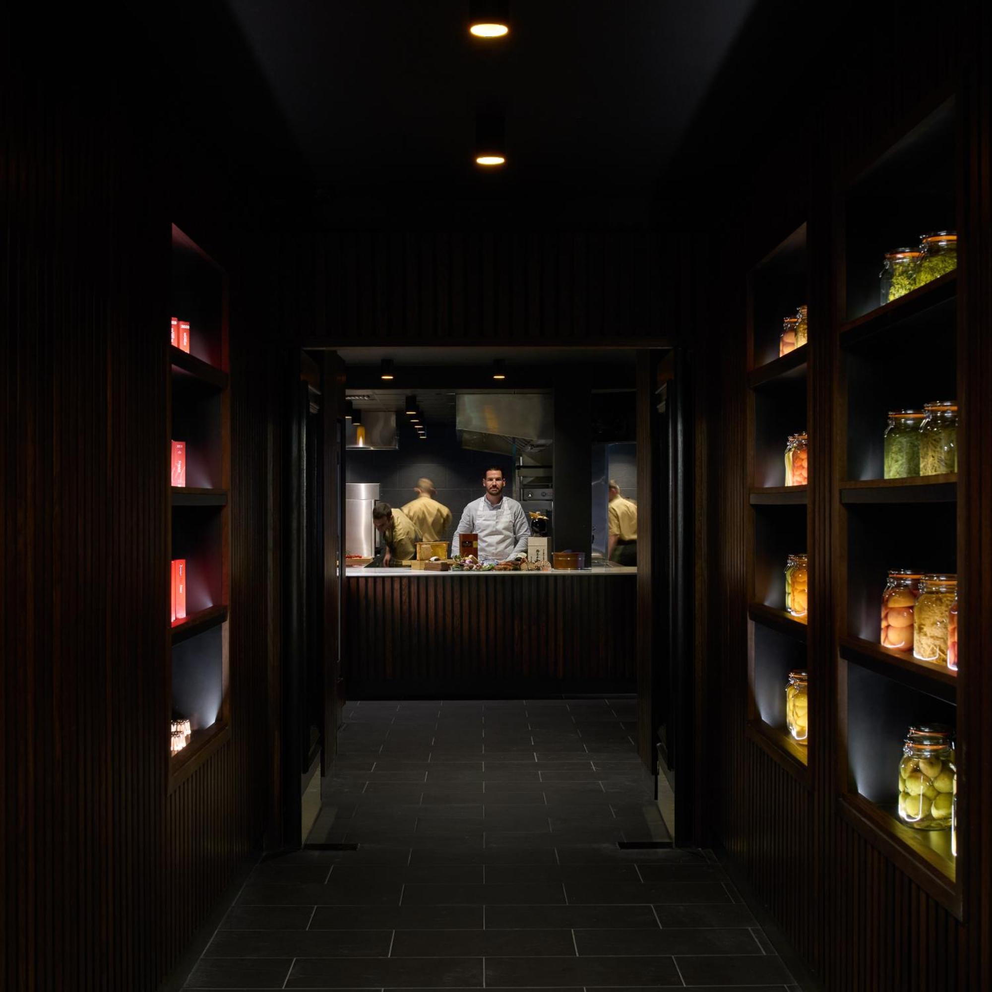Castlemartyr Resort Hotel Exterior foto The open kitchen at the restaurant